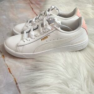 Puma Vicky White and Pink Sneakers